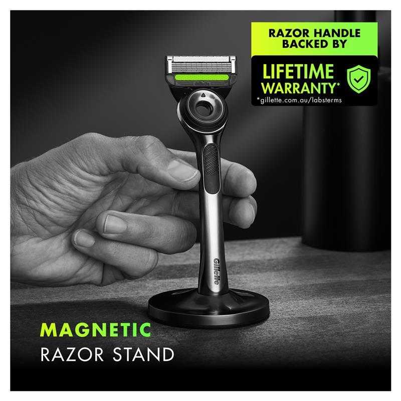 Gillette Labs Exfoliating Razor with Magnetic Stand + 4 Blade Refills