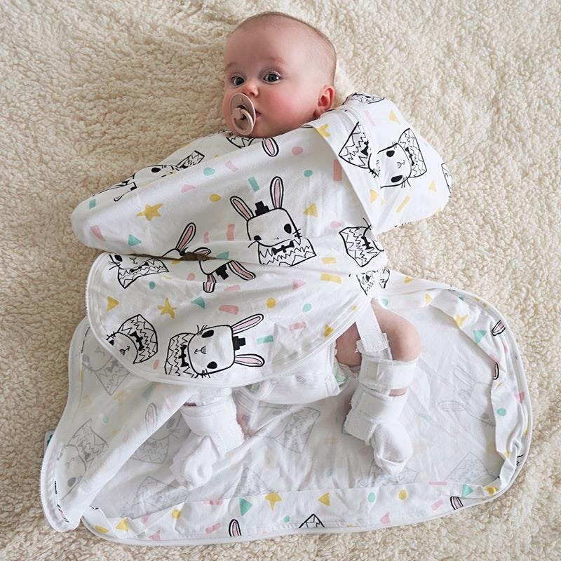 Baby Loves Sleep Sleepy Hugs Extra-Wide Sack (Hip Dysplasia) - Some Bunny Loves You (All Seasons) 3-6M
