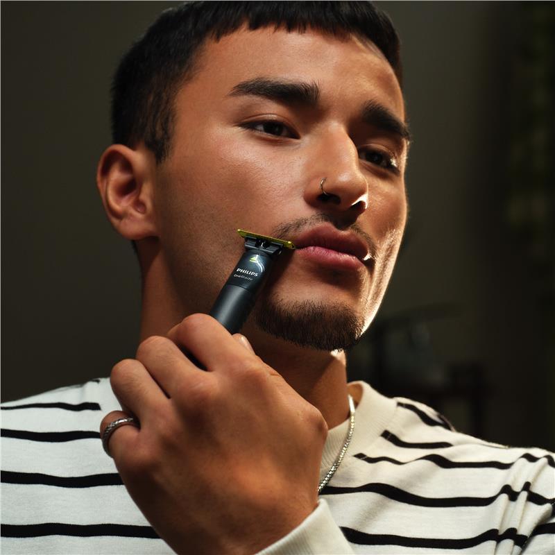 Philips OneBlade Face & Body 4 Combs 2 blades