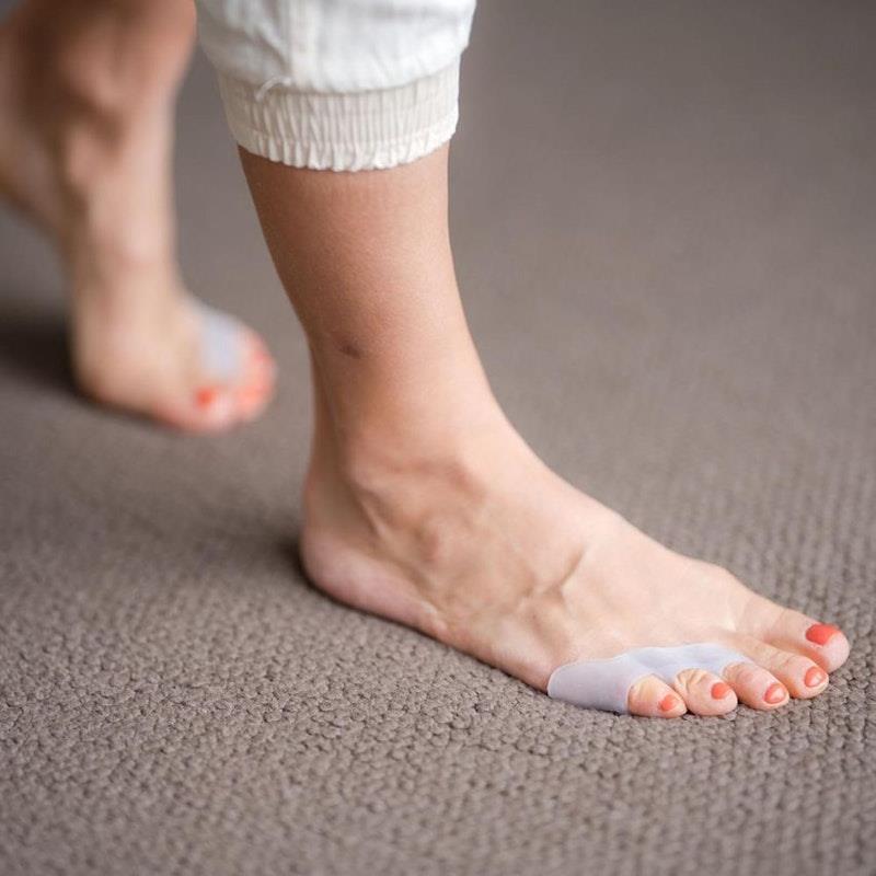 Caremax Pinky Toe Separator And Protector 2 Pieces