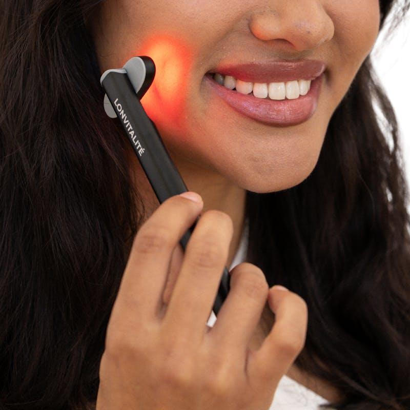 Lonvitalite PRO LED Wand – Dual Red & Blue Light Black
