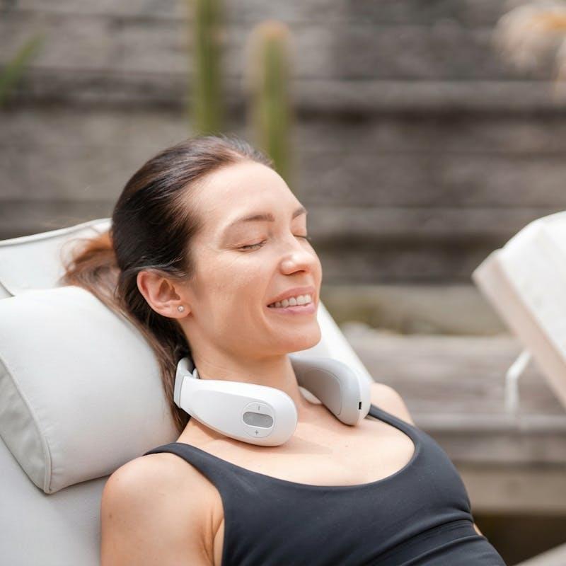 Caremax Smart Electric Neck Heated Massager 1Unit