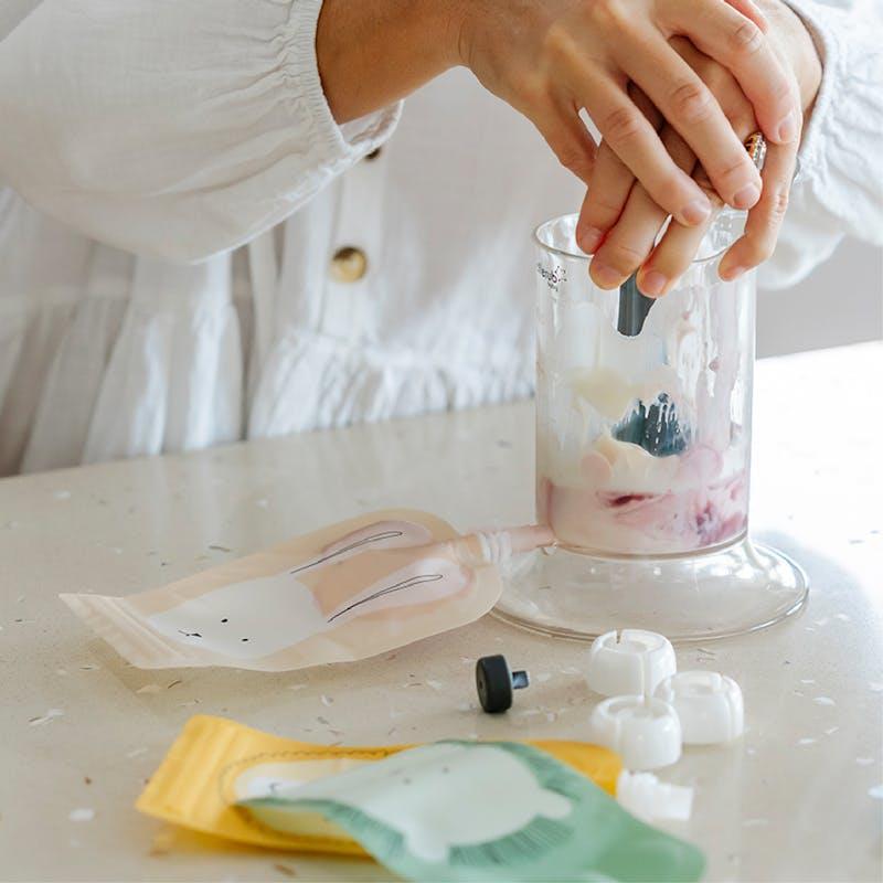 Cherub Baby Reusable Food Pouches 120ml Dusty Rose & Sand & Pouch Organiser Bundle
