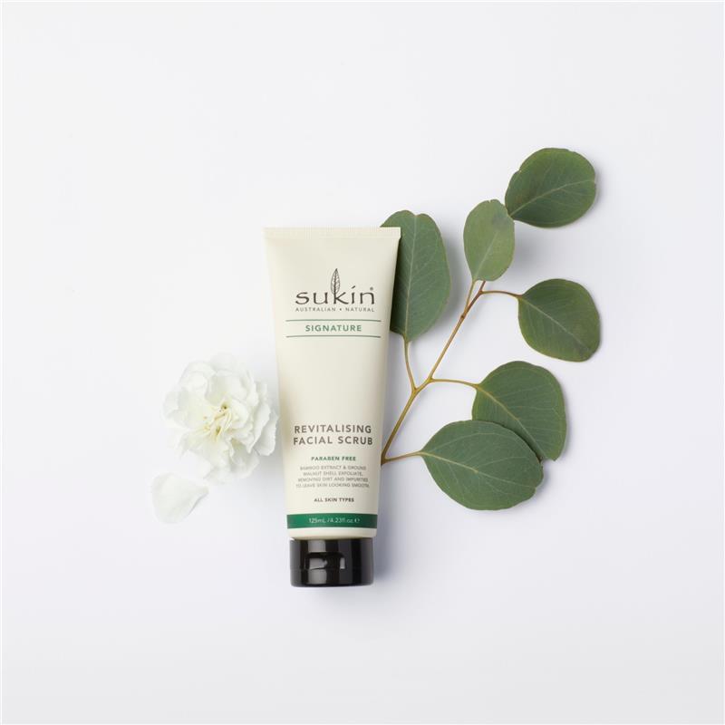 Sukin Signature Revitalising Facial Scrub 125mL