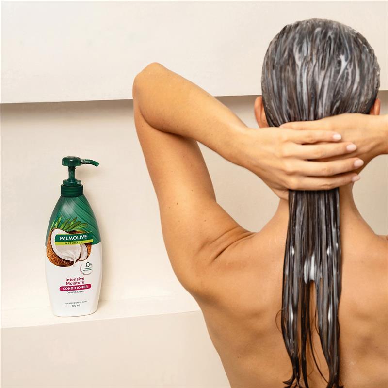 Palmolive Naturals Intensive Moisture for dry/coarse Hair Conditioner Coco cream & Pure milk protein 700mL