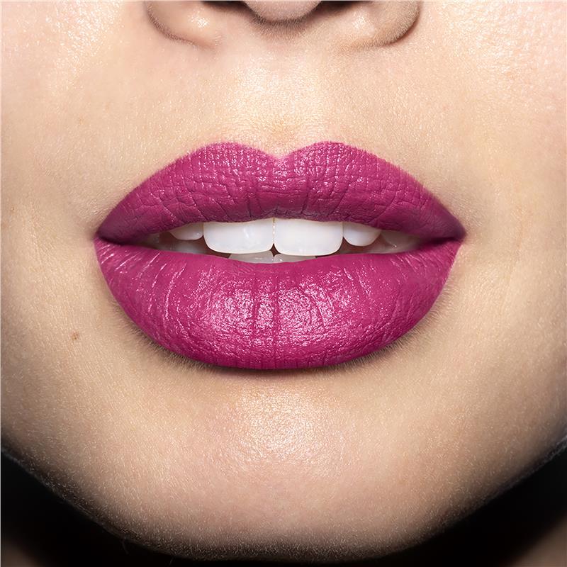 Revlon Super Lustrous Luscious Mattes Lipstick in Heartbreaker